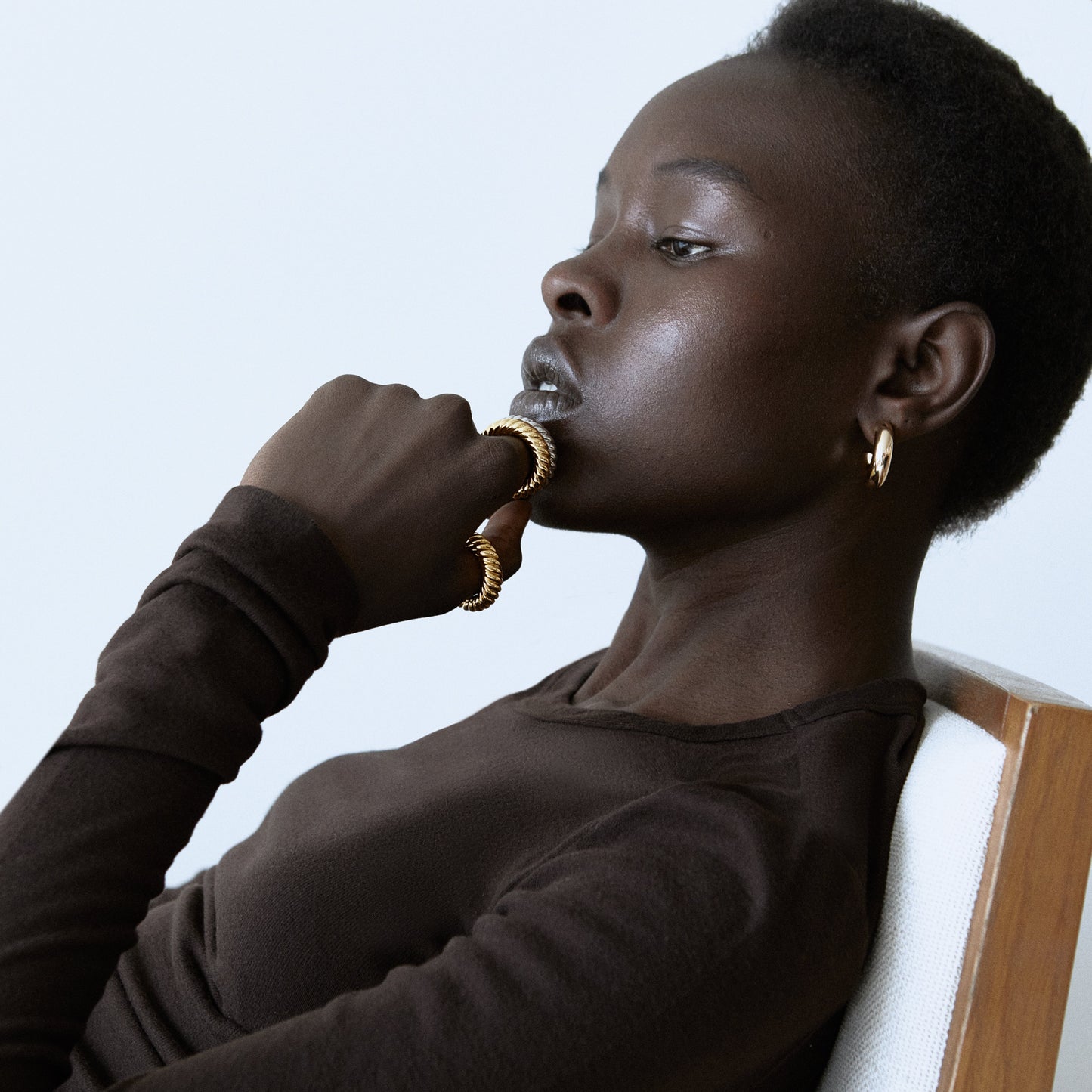 The ring: gold twist