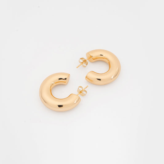 Medium hoops: gold
