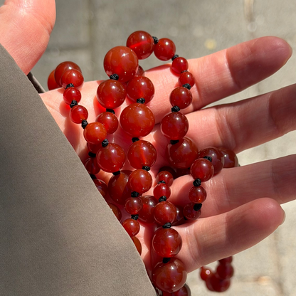 Red agate long necklace