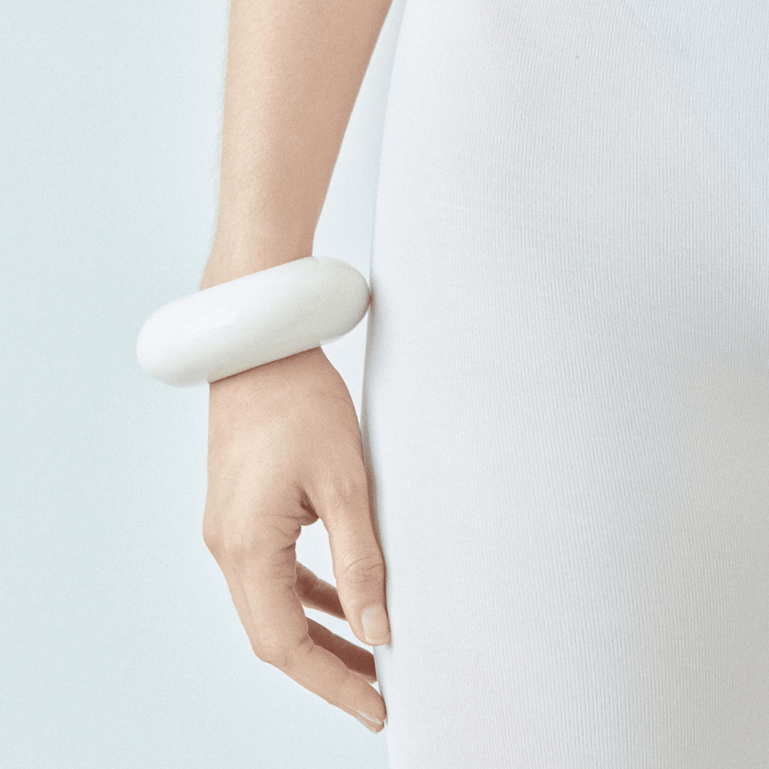 Big Bangle in white - Neeka Studios
