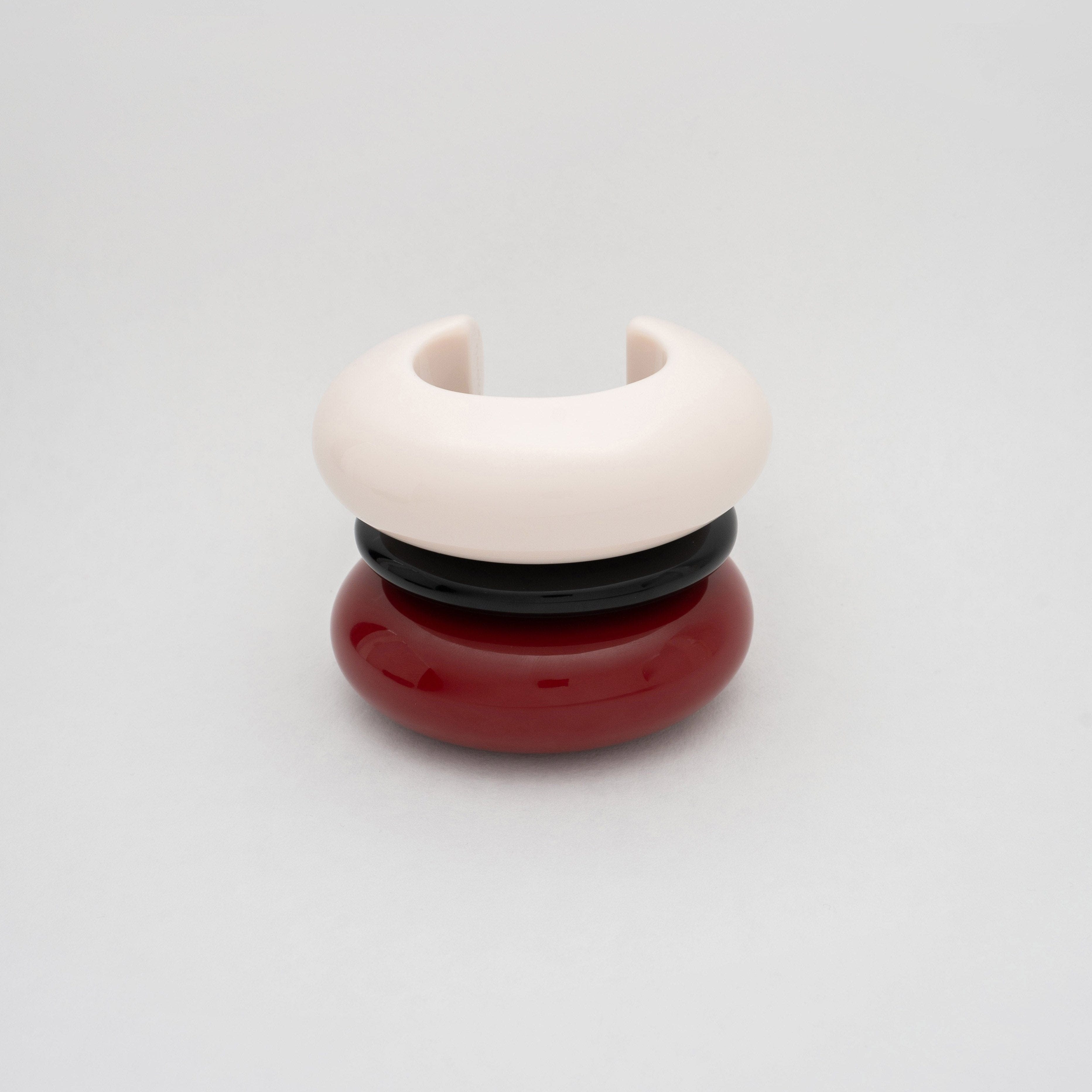 Small Bangle in black - Neeka Studios