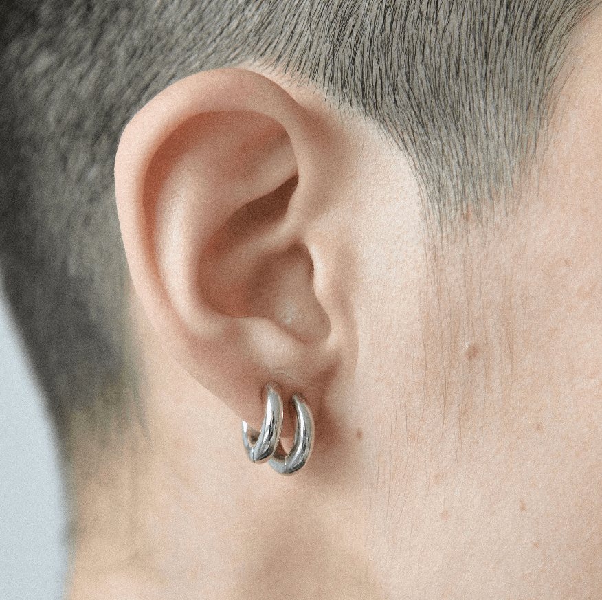 Small hoops: silver - Neeka Studios