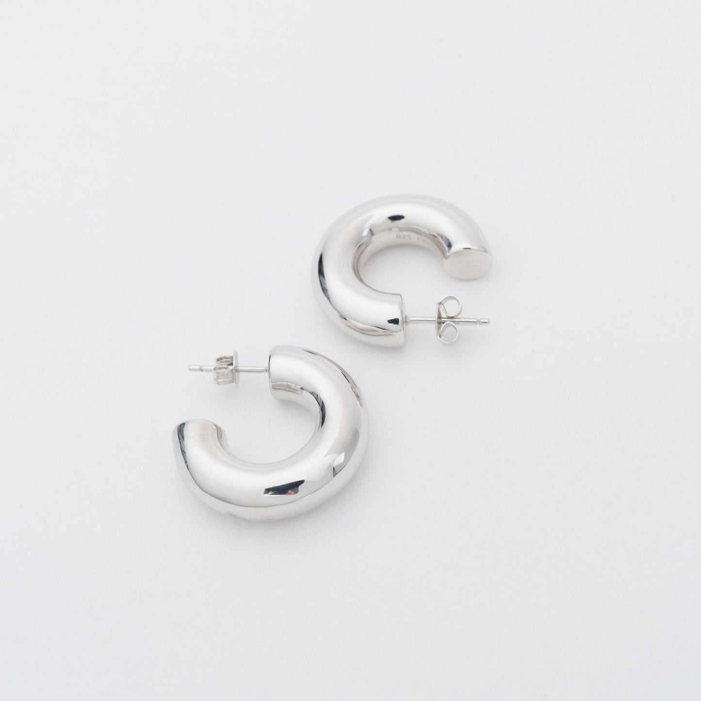 Medium chunky hoops: silver - Neeka Studios