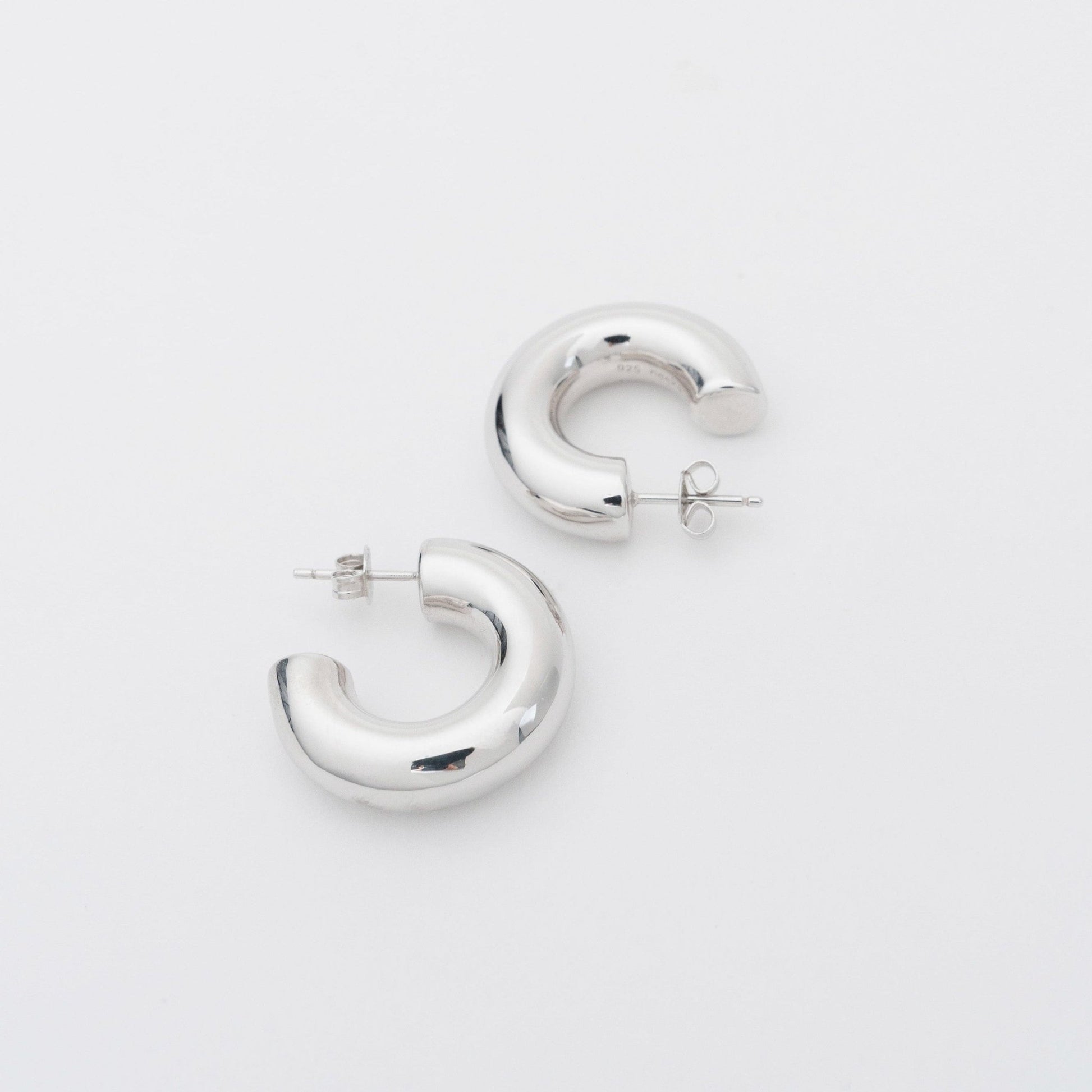 Medium chunky hoops: silver - Neeka Studios
