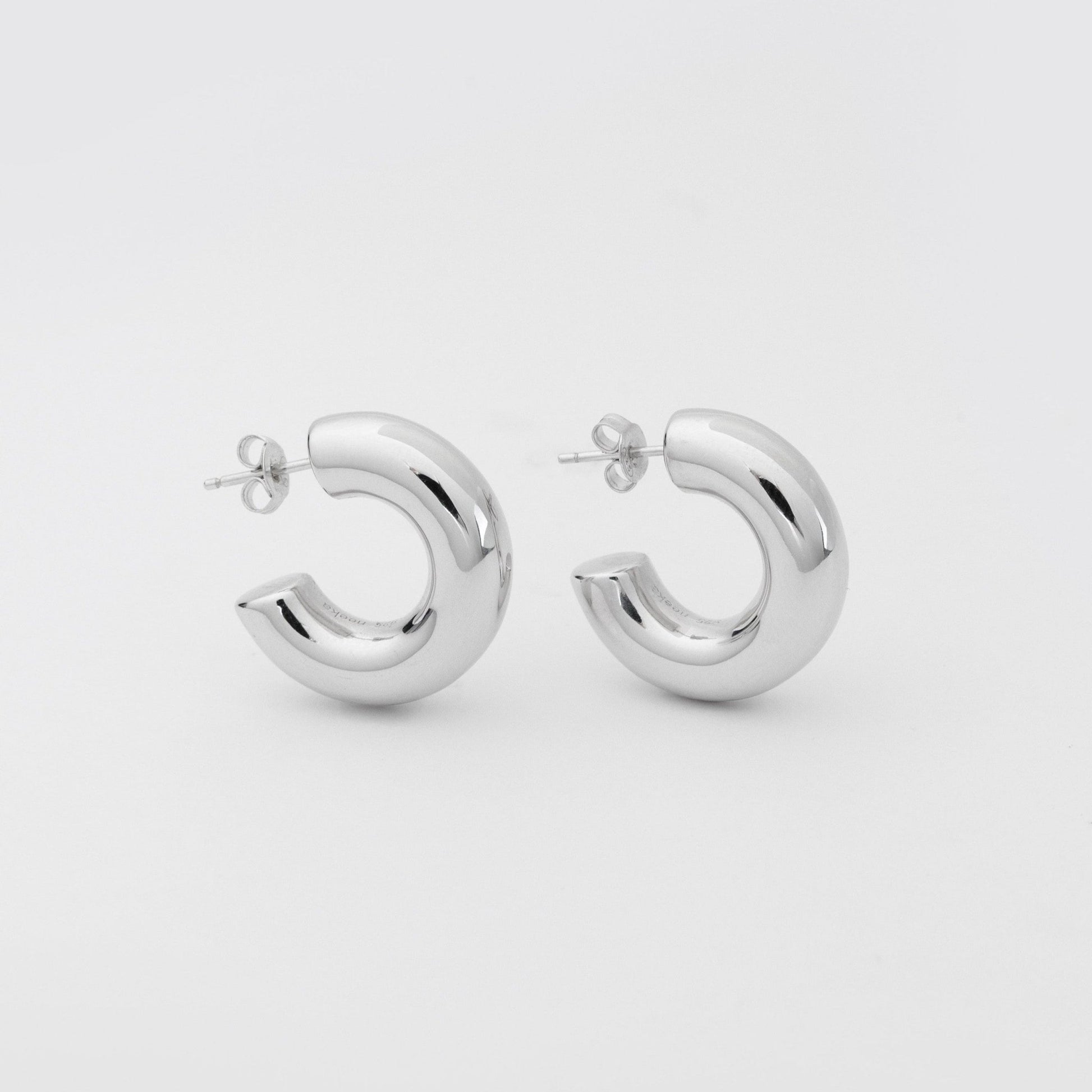 Medium chunky hoops: silver - Neeka Studios