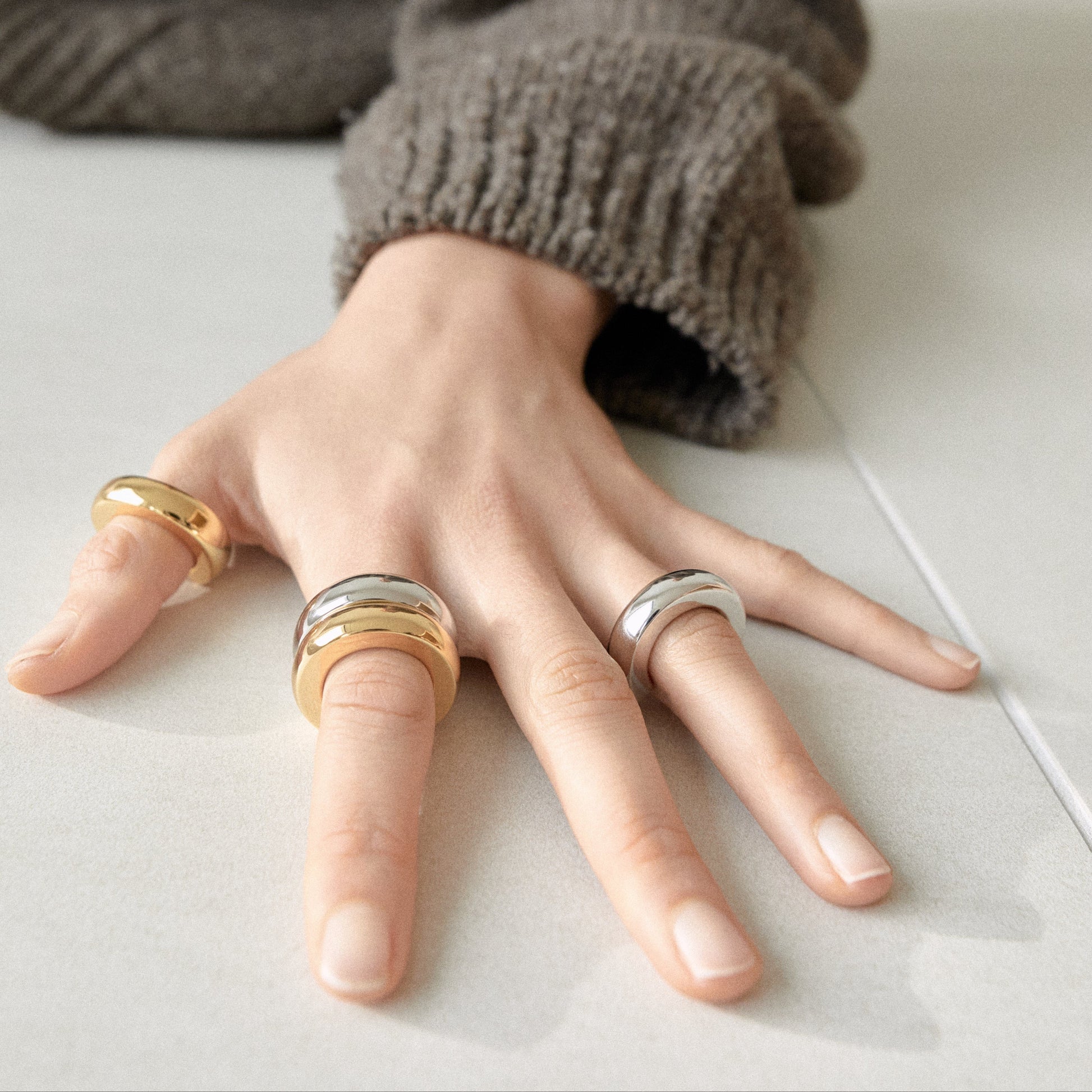 The Ring: gold + silver - Neeka Studios