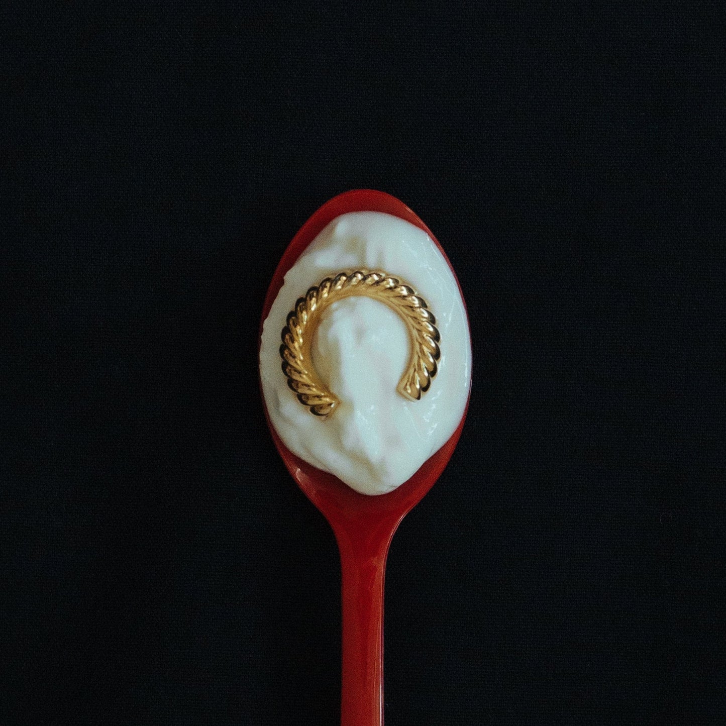 The Ring: gold twist - Neeka Studios